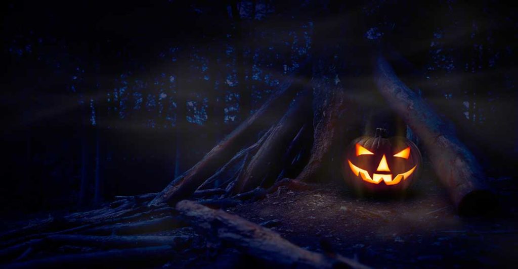 citrouille d’halloween dans les bois sombres, procès liés à Hallloween