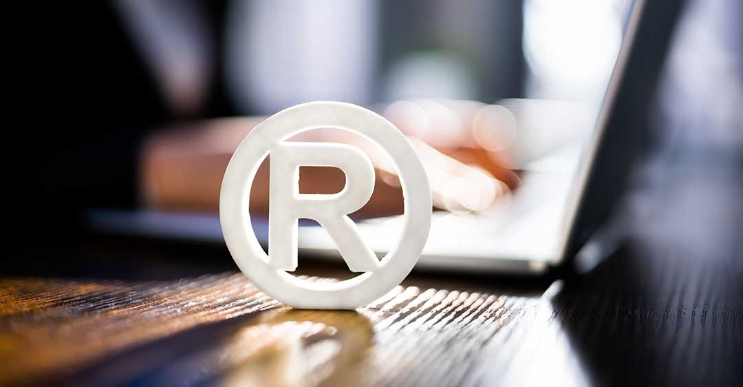 symbole de marque déposée, droit des marques, contrefaçon de marque,