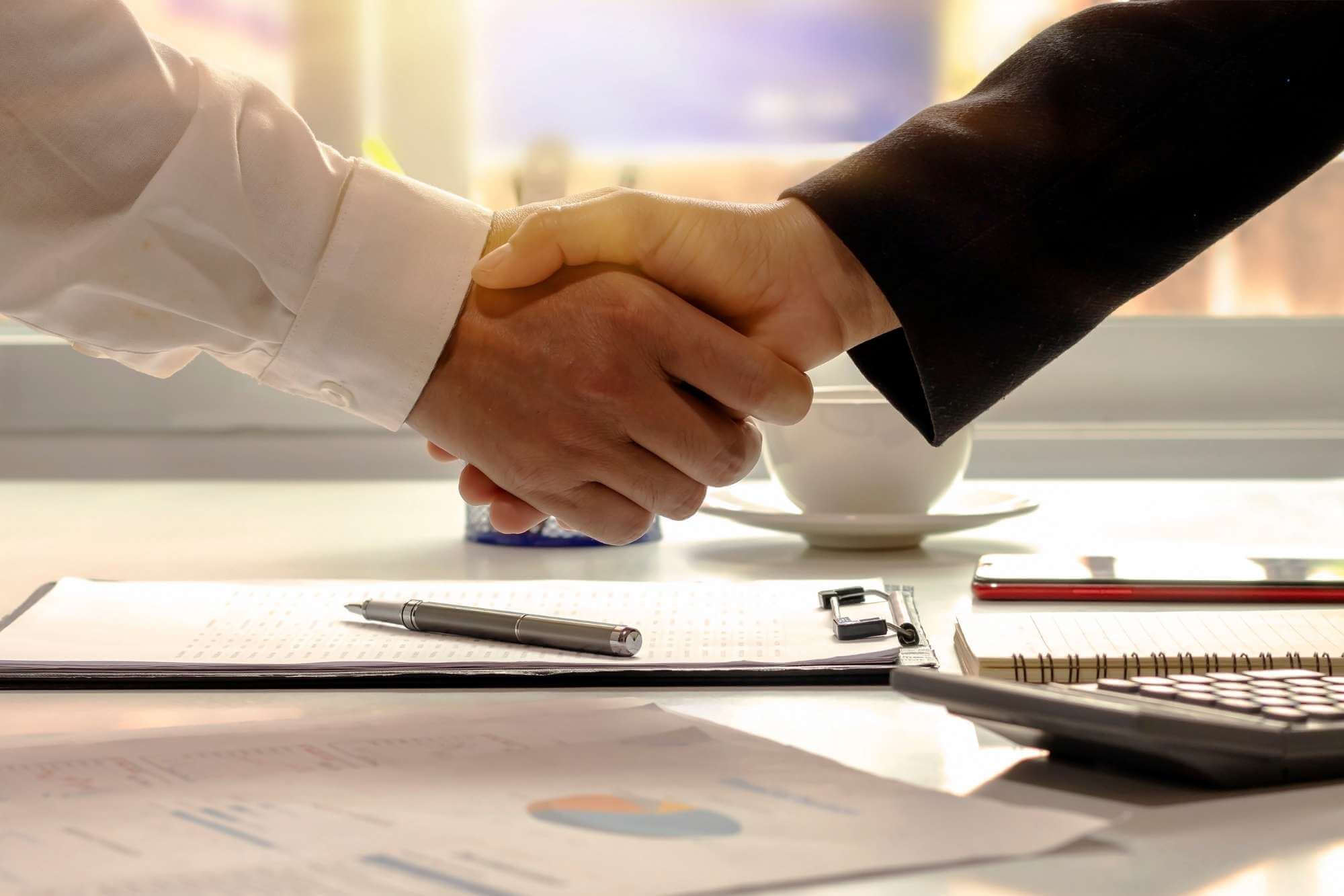 La Nécessité de Réviser Votre Contrat de Partenariat