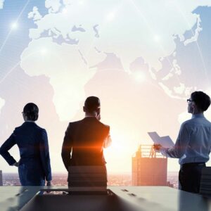 femme d'affaires serrant la main d'un homme d'affaires, litige internationaux