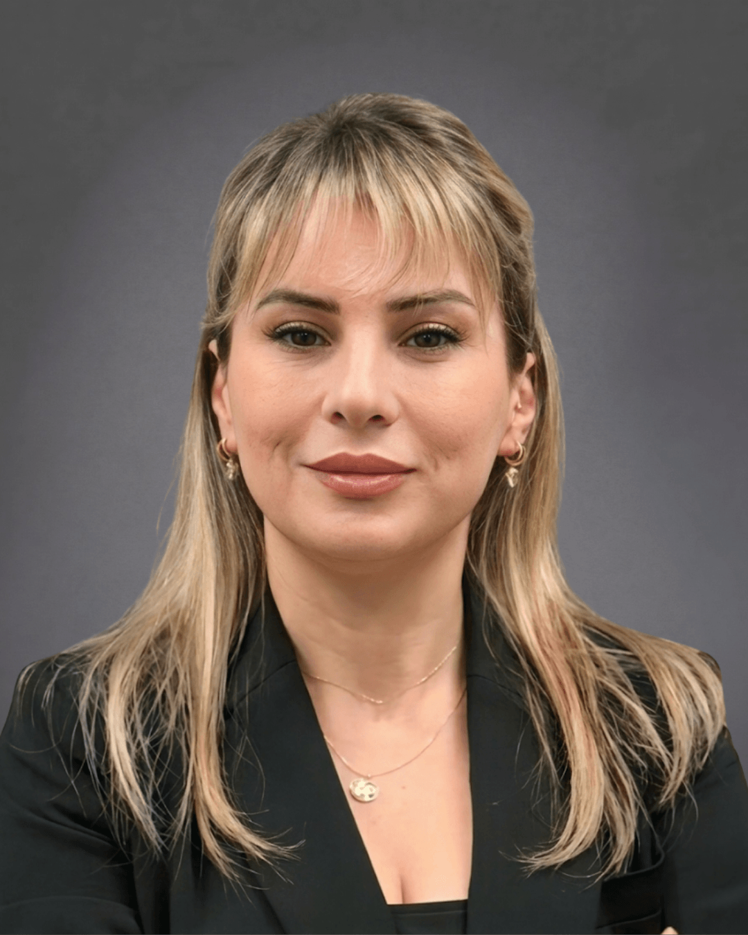 Yasemin Ersa, assistante administrative & Relation client
