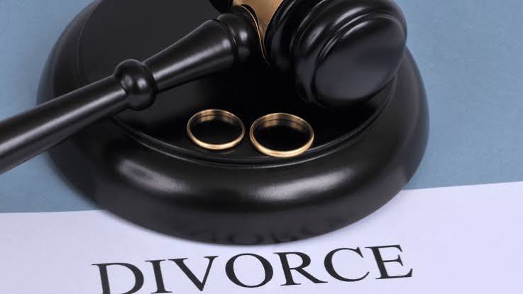 Image liée aux lois de divorce comparées, au droit de la famille en Floride, aux procédures internationales de divorce et aux pays dont le système juridique ressemble le plus à celui de la Floride.